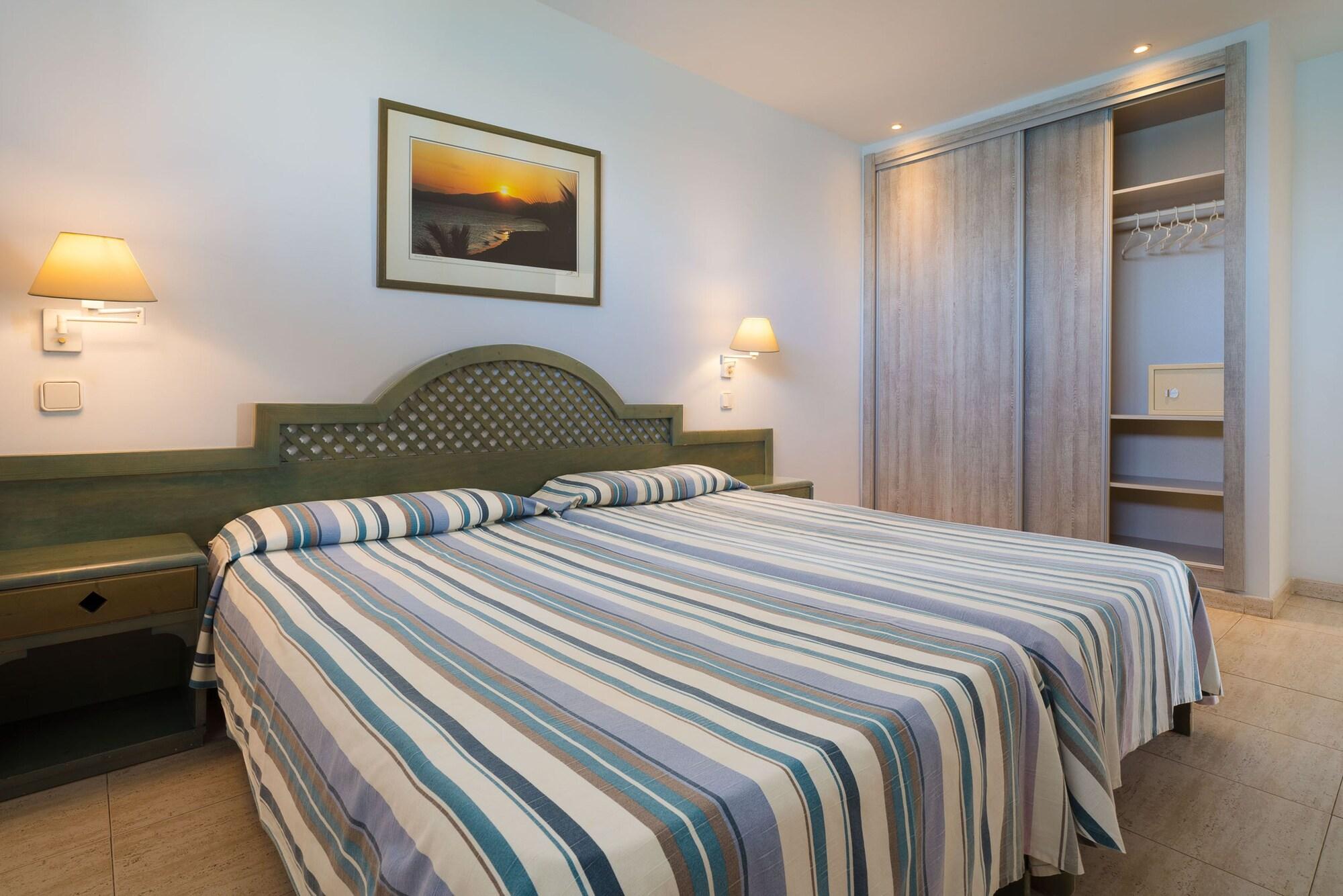 Apartamentos Galeon Playa Costa Teguise Dış mekan fotoğraf